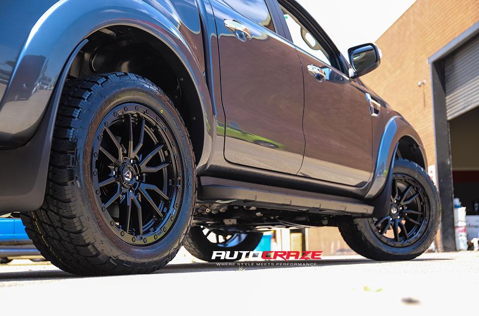FORD RANGER REBEL MATTE BLACK